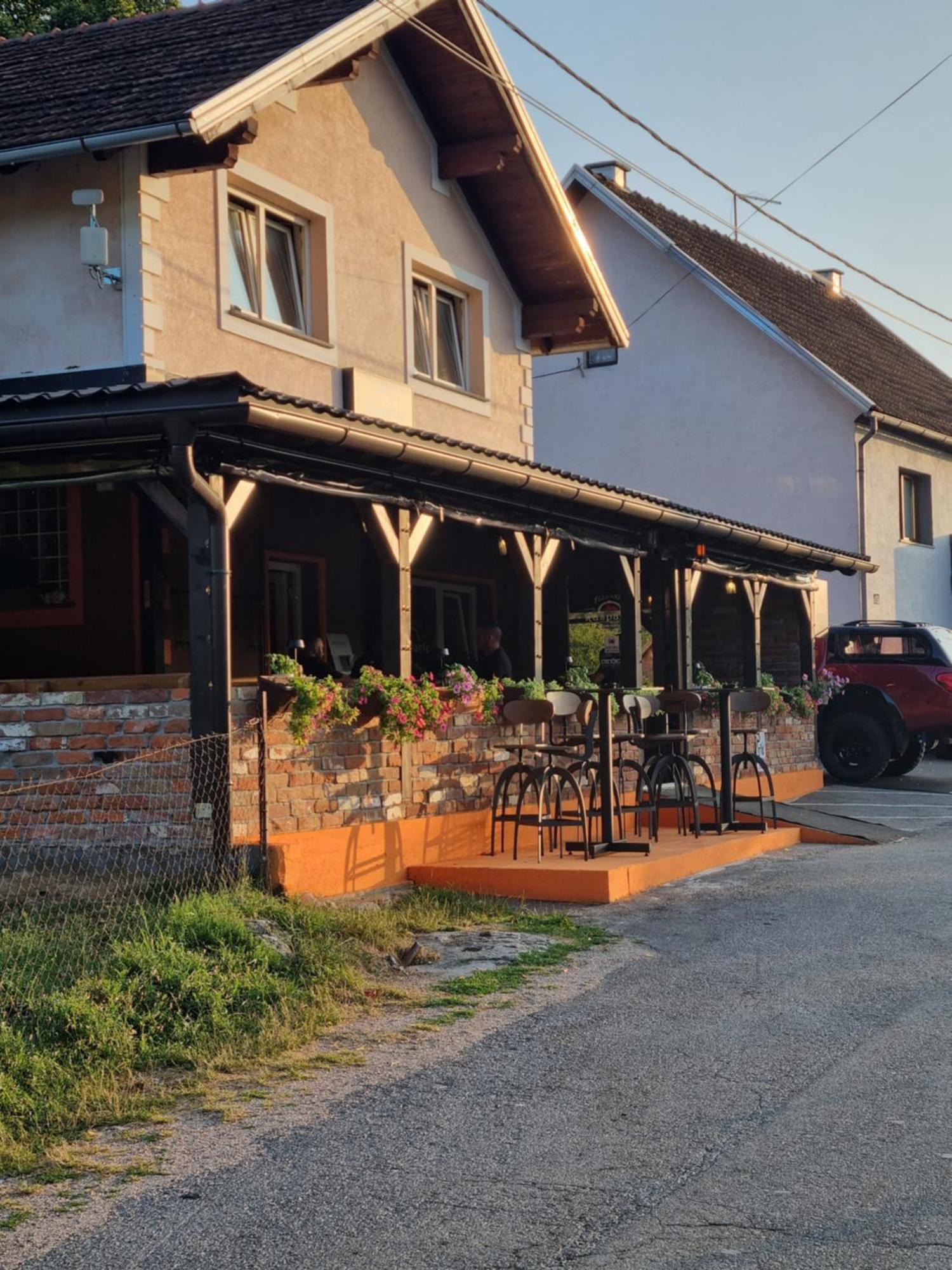 Villa Lady Di Plitvice Vrhovine Exterior foto