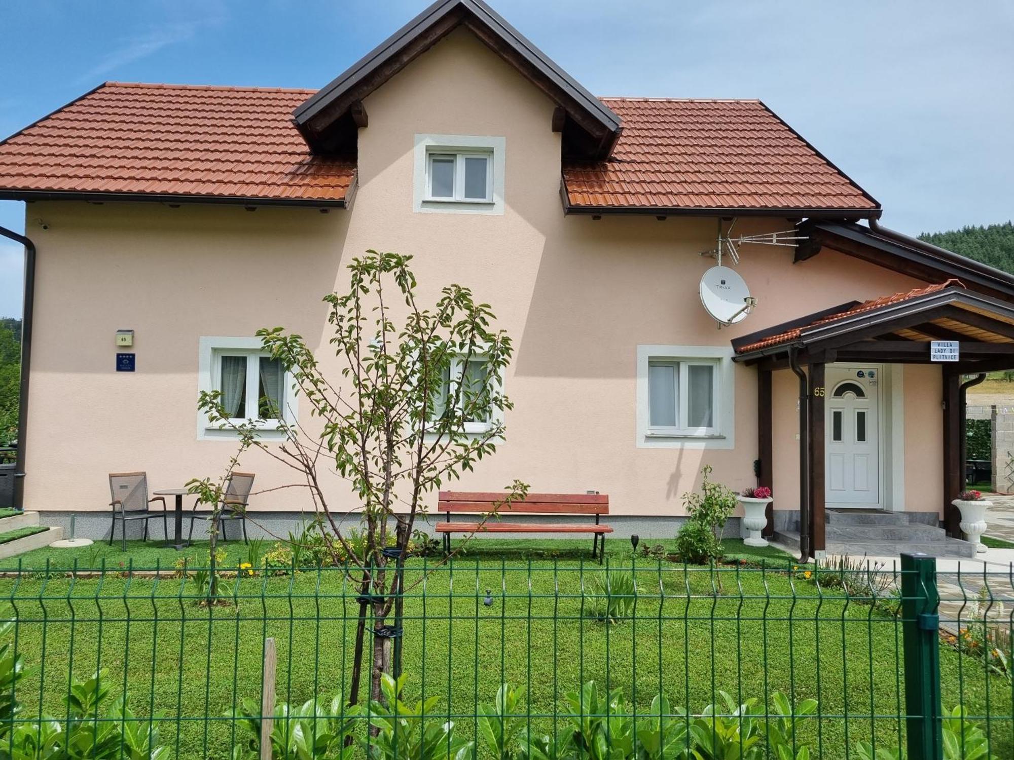 Villa Lady Di Plitvice Vrhovine Exterior foto